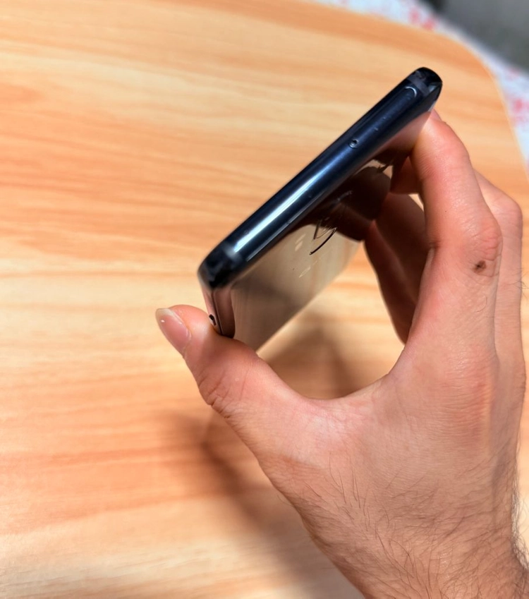 LG G7 ThinQ 네이비 64GB S급 이미지