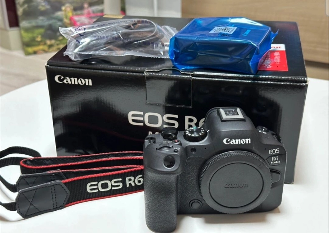 캐논 Eos R6 Mark2 풀박스 이미지