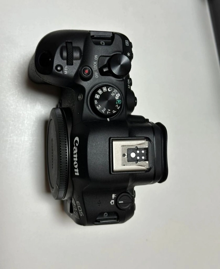 캐논 Eos R6 Mark2 풀박스 이미지