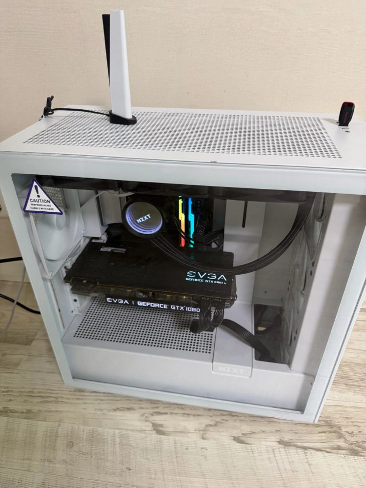 (PC) 5800X3D / GTX1080Ti FTW3 / 32GB / X570S AERO G - 안심되는 중고거래