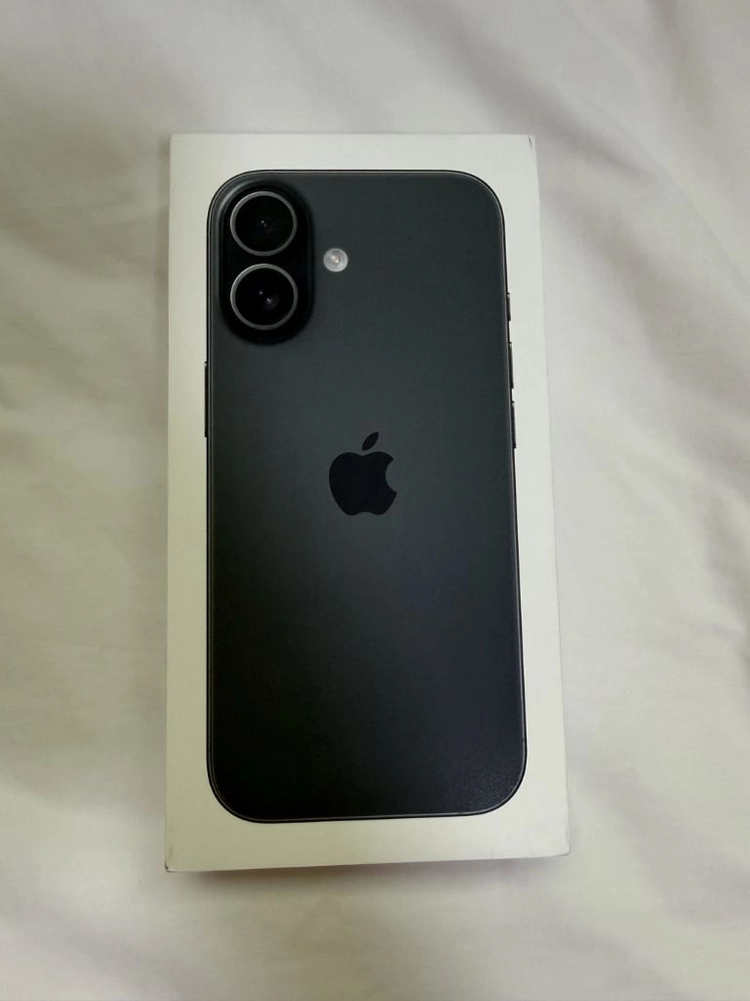 아이폰17 블랙 256GB 자급제 미사용 새상품 이미지