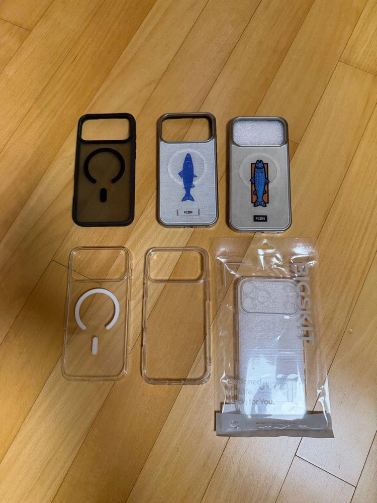 아이폰 17프로맥스 케이스 iphone apple pro max 케이스 6개새상품급개인입니다가까운곳은 2만원추가시 이미지