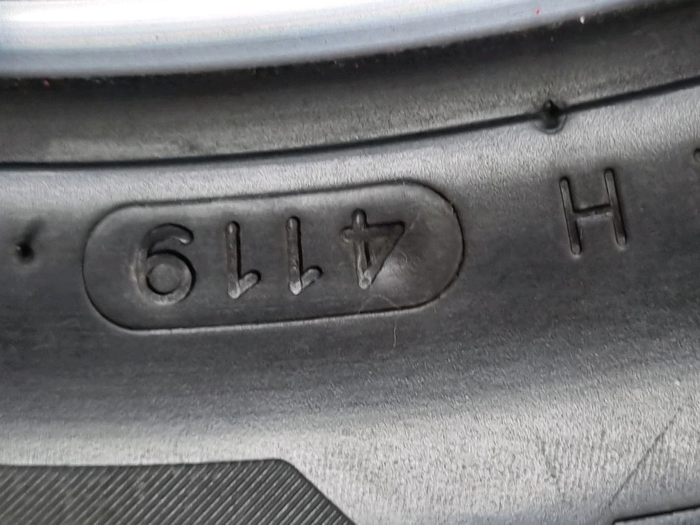 BMW G20 순정 17인치 휠타이어 세트, 스노우타이어 윈터 아이셉트 이미지