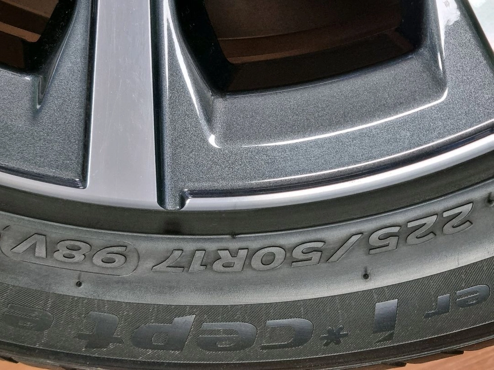 BMW G20 순정 17인치 휠타이어 세트, 스노우타이어 윈터 아이셉트 이미지