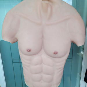 할로윈 실리콘 슈트 팝니다 이미지