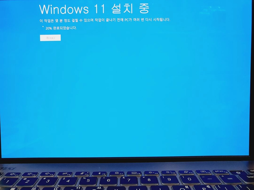 5월 구매한 신품급 MSI 프레스티지 13 AI+ A3MG-U9 2.8K OLED 판매합니다 이미지