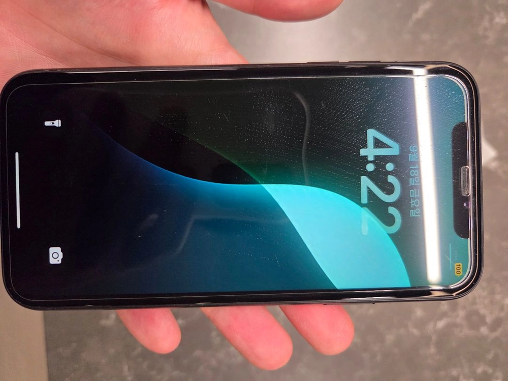 아이폰xr 64gb 무음카메라 미국판 이미지