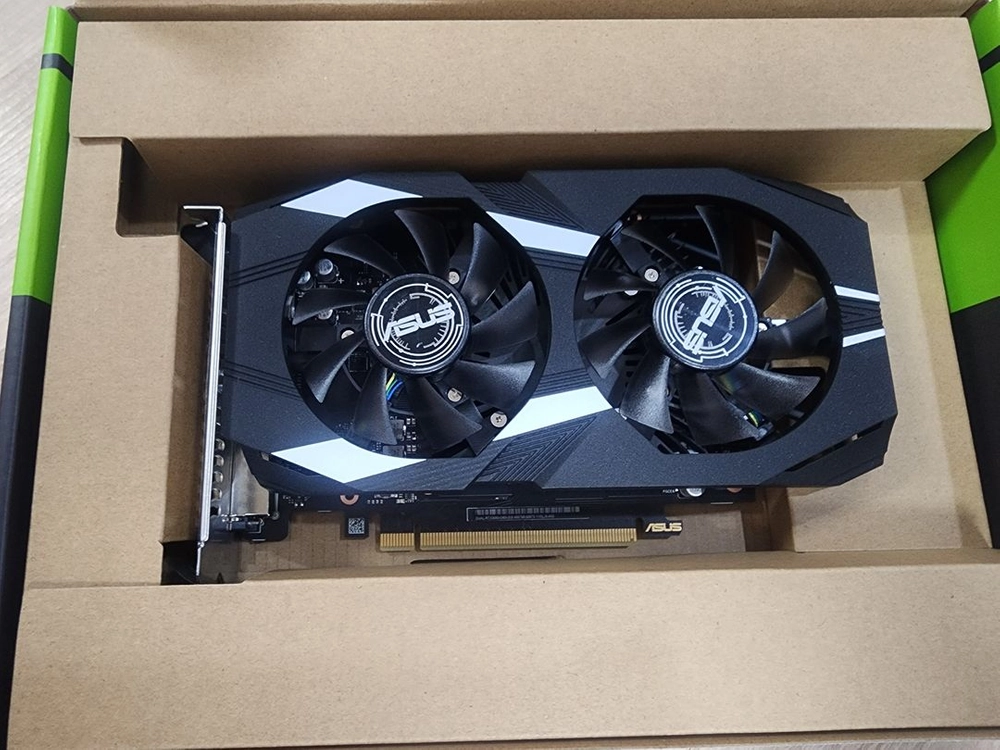 에이수스 듀얼 엔비디아 지포스 RTX 3050 6GB 게이밍 그래픽카드 이미지