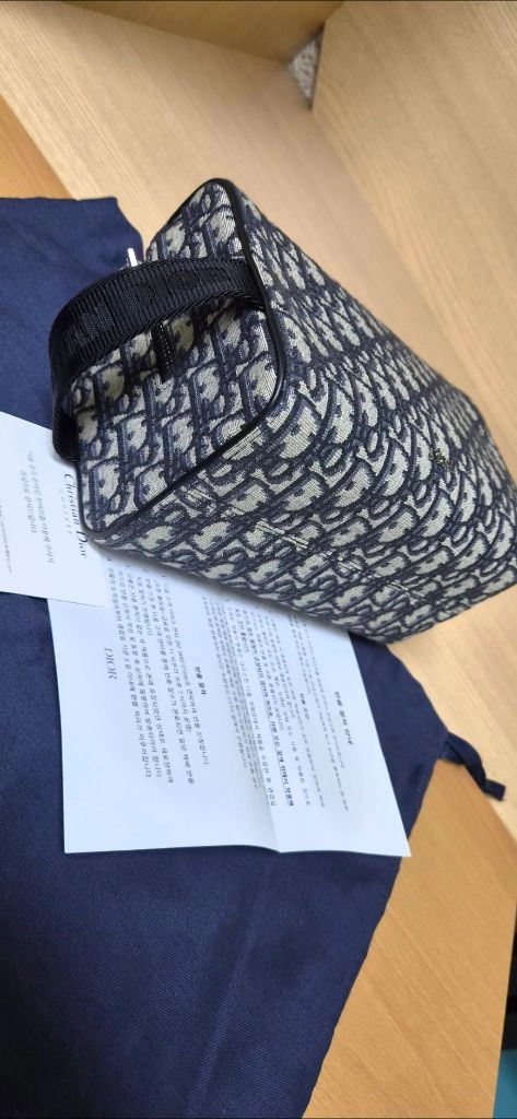 디올 오블리크 링고 돕키트 클러치/파우치백 새상품급 정품(감정O)구찌프라다루이비통디올고야드샤넬셀린느보테가생로랑가방 이미지