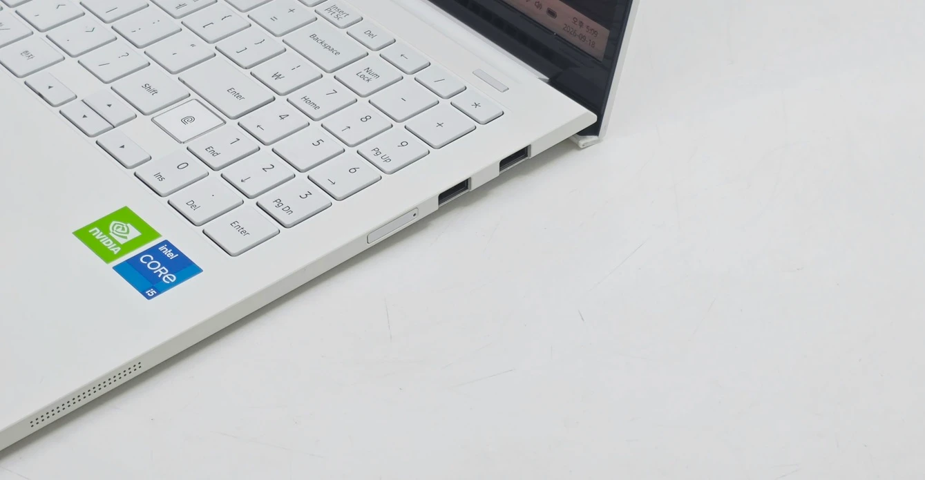 삼성 갤럭시북 이온2 NT950XDA-XC58W i5 11세대 MX450 8GB SSD 256GB 15인치 노트북 이미지