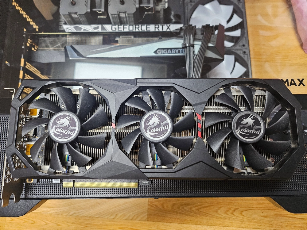 컬러풀 RTX2070Super 판매합니다 이미지