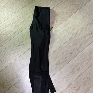 데카트론 러닝 벨트 블랙 이미지