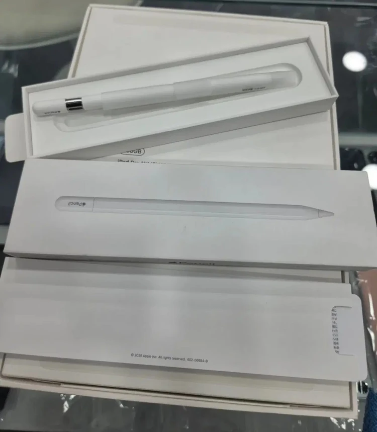 아이패드 프로 11 M5 스페이스블랙 256GB WIFI,애플펜슬 USB-C팝니다. 이미지