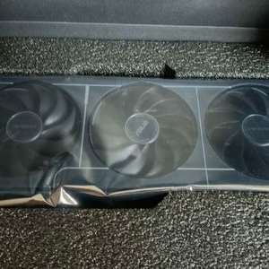 (해킹한 사람이 올린 글이라 사기입니다 거래 하지마십쇼)ASUS 라데온 그래픽카드 9070XT 16GB 이미지