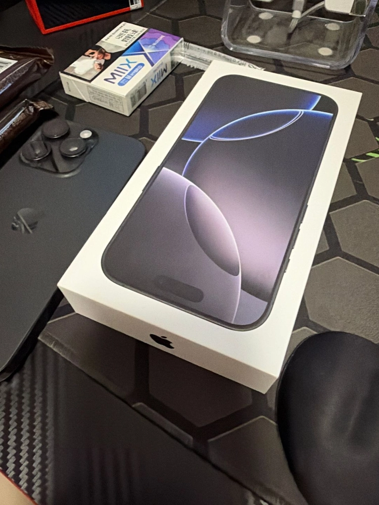 아이폰 16pro 512g 외관 상태 S급 이미지