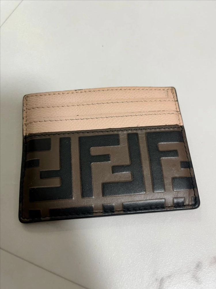 펜디 카드지갑 정품 이미지