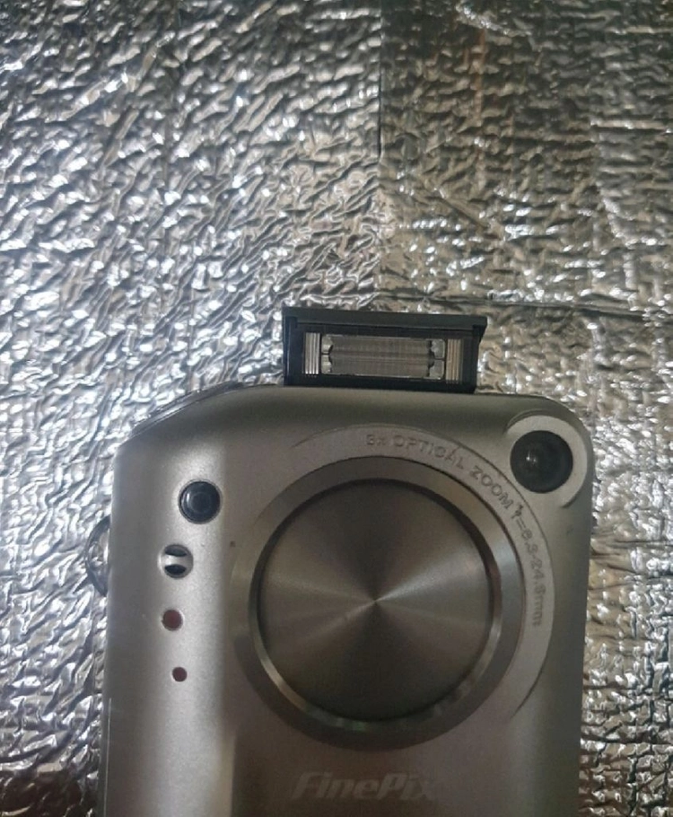 [가격인하]후지 파인픽스 F601 올드디카(올드 디지털카메라) FUJIFILM Finepix F601 이미지