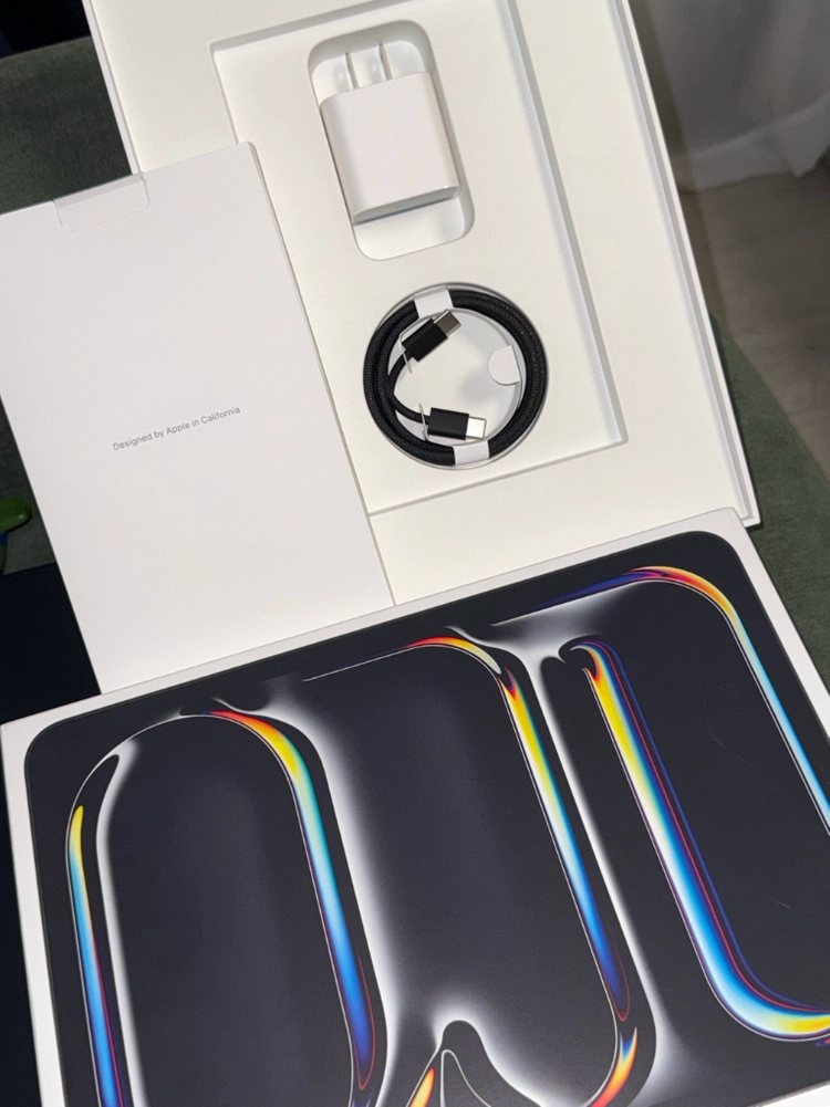 아이패드 프로 m5 11 256GB 셀룰러 애케플 + 애플펜슬 + 케이스 이미지
