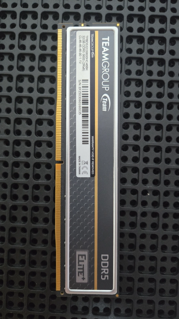 팀그룹 DDR5 32G 5600 cl46 이미지