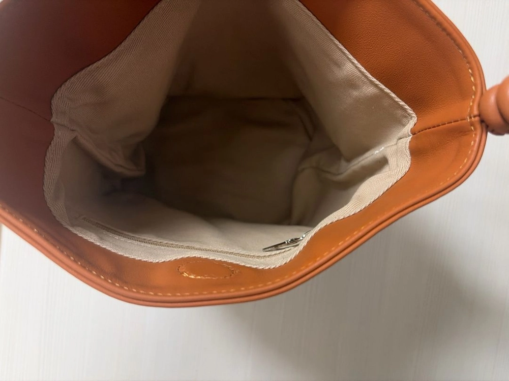 카멜 브라운 숄더백 새상품 이미지