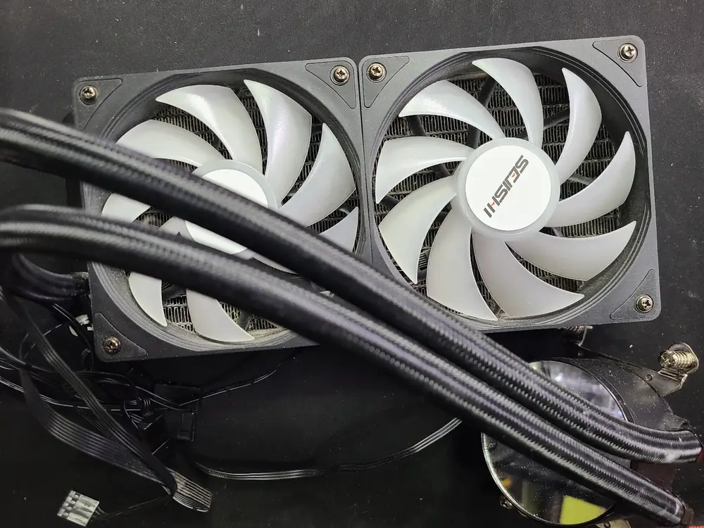 AMD R7 5700X, 2열수냉쿨러 이미지
