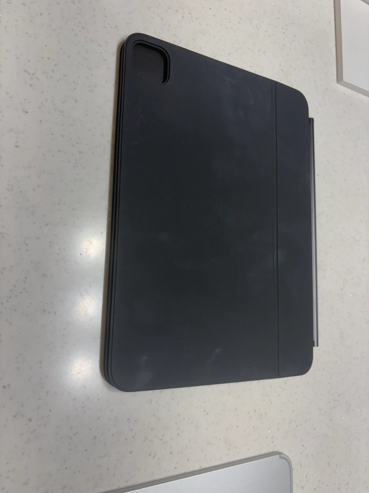 아이패드 프로 M5 11인치 256GB 셀룰러 실버 + 애플 정품 매직키보드 블랙 이미지