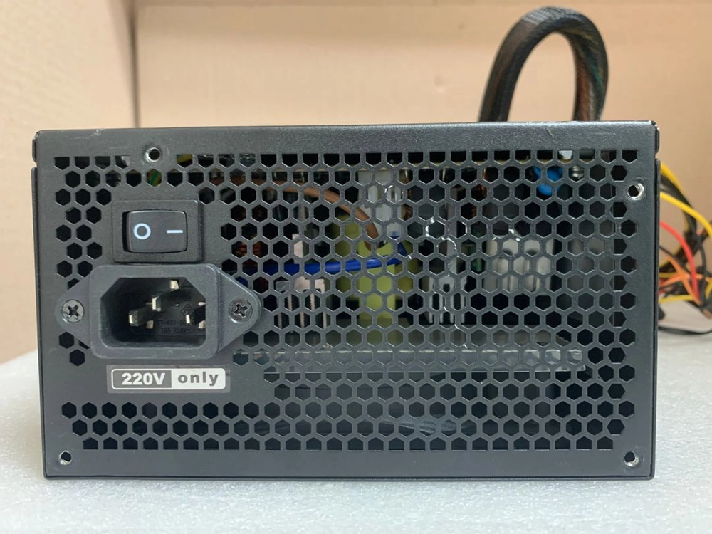 [특가][전원선증정]슈퍼플라워SF-600R12N 600W정격파워500W700W 이미지