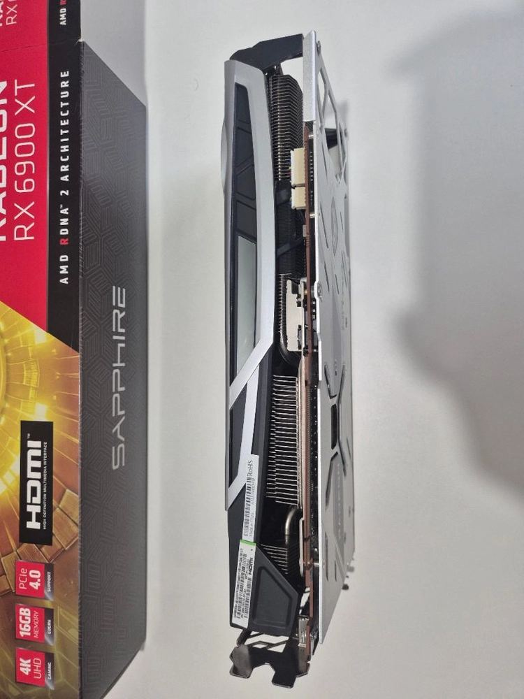 사파이어 라데온 RX 6900 XT 니트로+ 16GB 그래픽카드 (3080ti 4070급) 이미지