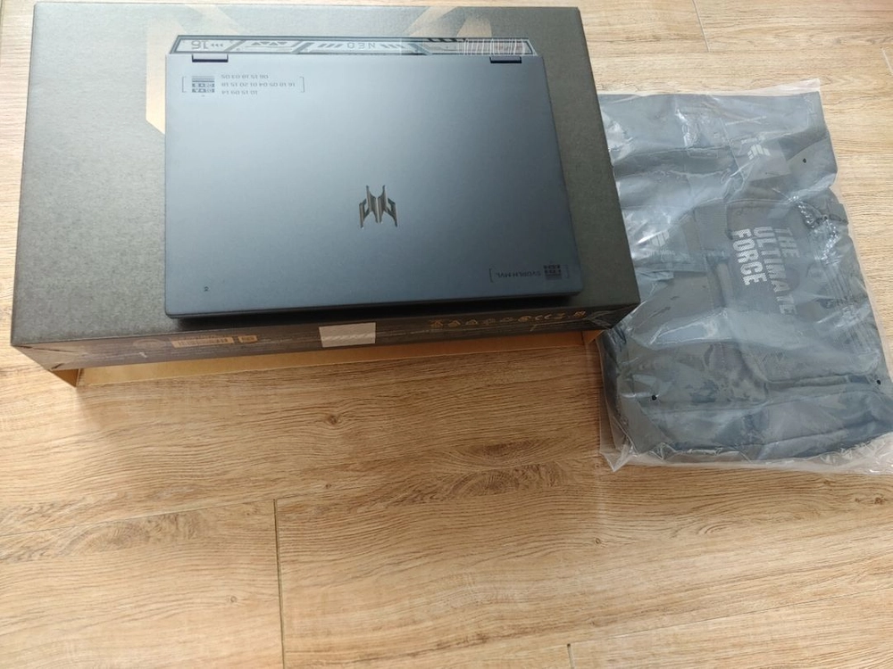 에이서 프레데터 게이밍노트북(i9-14900hx / ram 32g / rtx4060 / ssd 512gb - 안심되는 중고거래