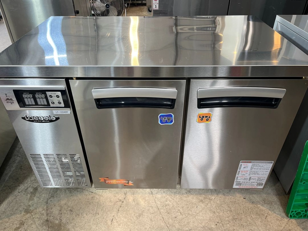라셀르 테이블냉장냉동고 1200 중고 LT-1224RF 업소용 카페 반반 냉장고 냉동고 이미지