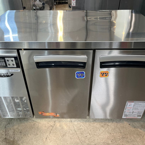라셀르 테이블냉장냉동고 1200 중고 LT-1224RF 업소용 카페 반반 냉장고 냉동고 이미지