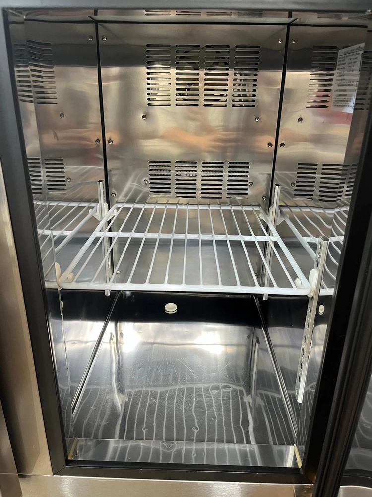 라셀르 테이블냉장냉동고 1200 중고 LT-1224RF 업소용 카페 반반 냉장고 냉동고 이미지