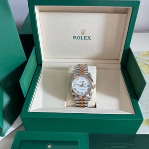 롤렉스 데이저스트 콤비 화이트 로마자 41mm 새제품 팝니다 이미지