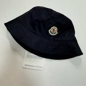 몽클레어 양면 버킷 모자 moncler 이미지