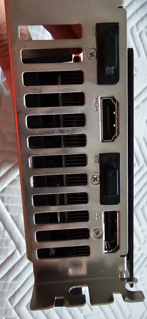rx 6700xt / 16G 이미지