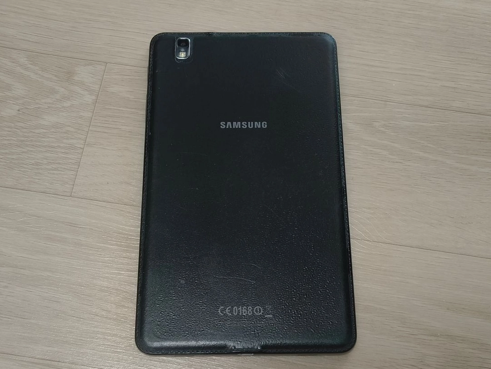 삼성 갤럭시S탭 PRO SM-T325 태블릿 이미지