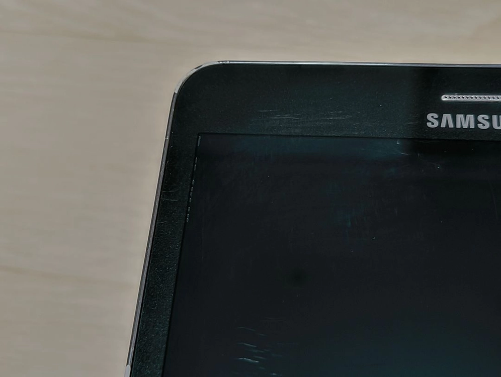 삼성 갤럭시S탭 PRO SM-T325 태블릿 이미지
