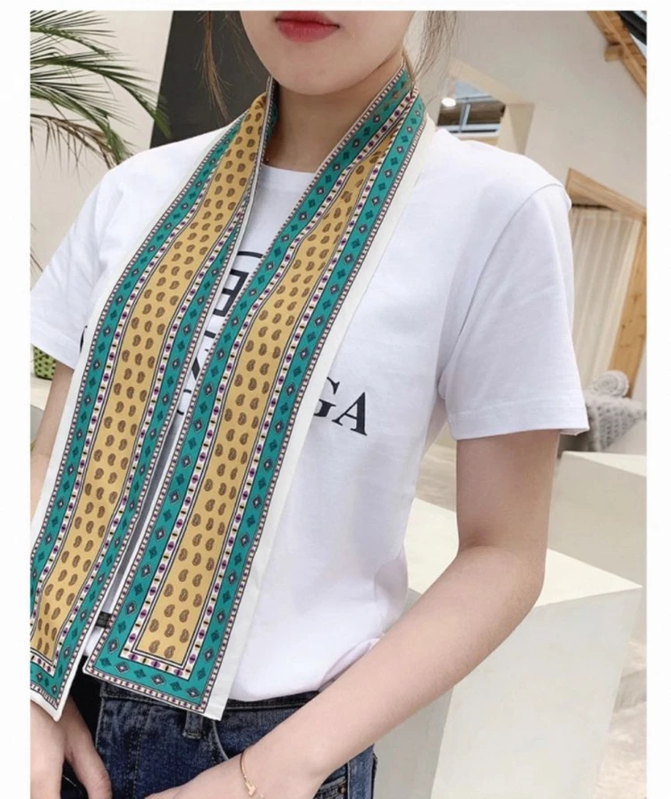 패턴 스카프 이미지
