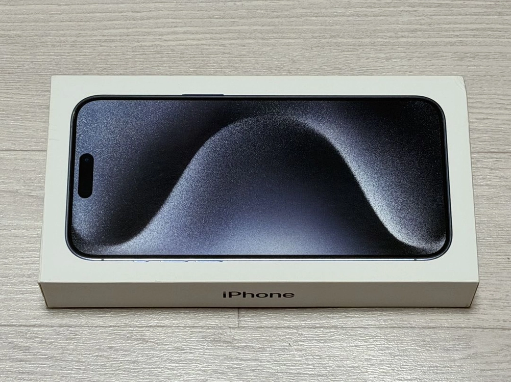 아이폰 15 프로 맥스 256GB 팝니다. 이미지