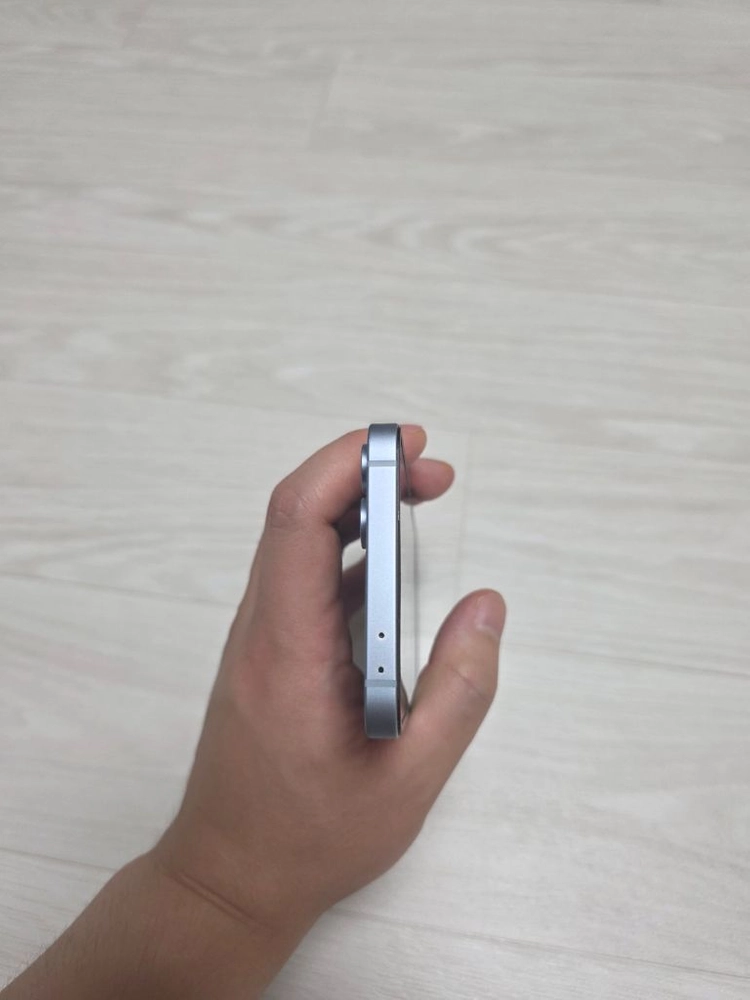 갤럭시 Z 플립6 아이스블루 256GB 이미지