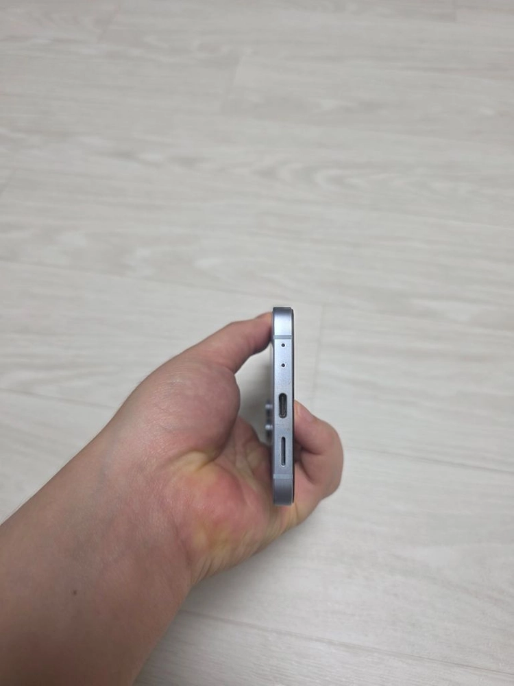 갤럭시 Z 플립6 아이스블루 256GB 이미지