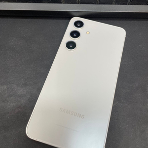 갤럭시S24 그레이 256GB 무잔상 상태좋은 중고48만8천팝니다 이미지