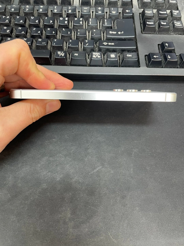 갤럭시S24 그레이 256GB 무잔상 상태좋은 중고48만8천팝니다 이미지
