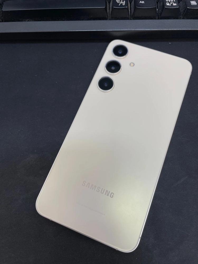 갤럭시S24플러스 옐로우 256GB 무잔상 상태좋은 중고52만2천팝니다 이미지