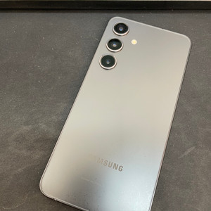 갤럭시S24 블랙 256GB 무잔상 상태좋은 중고45만3천팝니다 이미지
