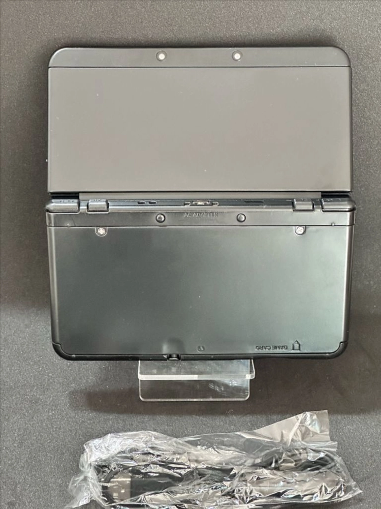 닌텐도 New 3DS 블랙 뉴작다수 판매 이미지