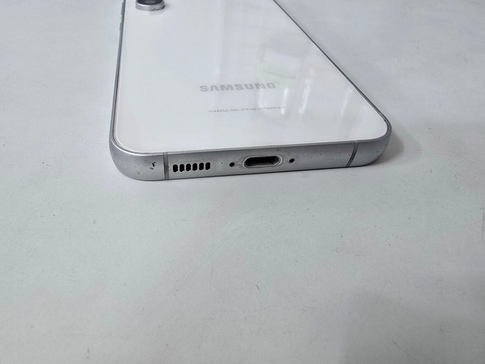 갤럭시s23fe 화이트 256G kt A급 이미지