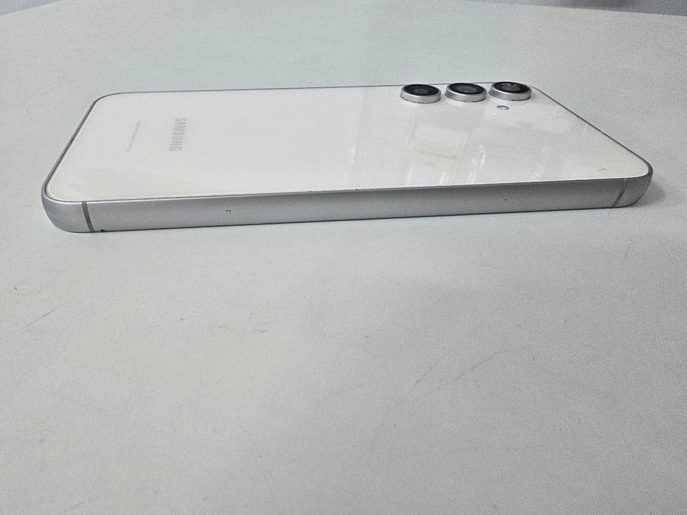 갤럭시s23fe 화이트 256G kt A급 이미지
