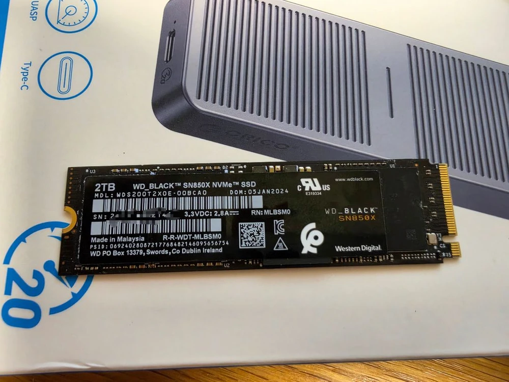 WD BLACK SN850X 2TB NVMe SSD + 오리코 20Gbps 외장케이스 이미지