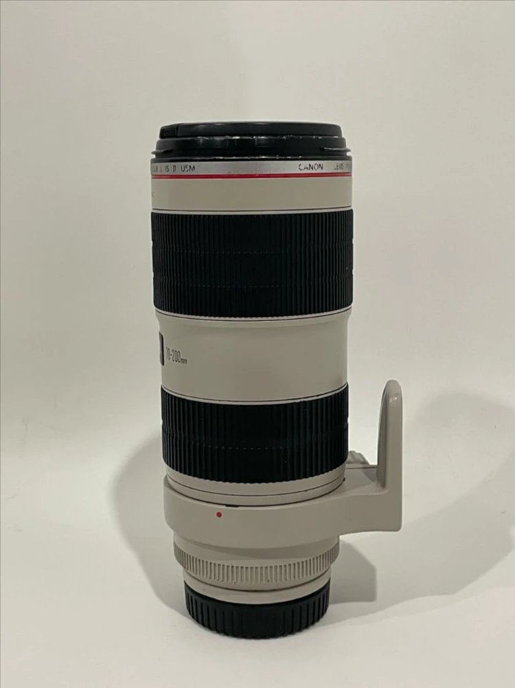 70-200mm F2.8 망원렌즈 이미지